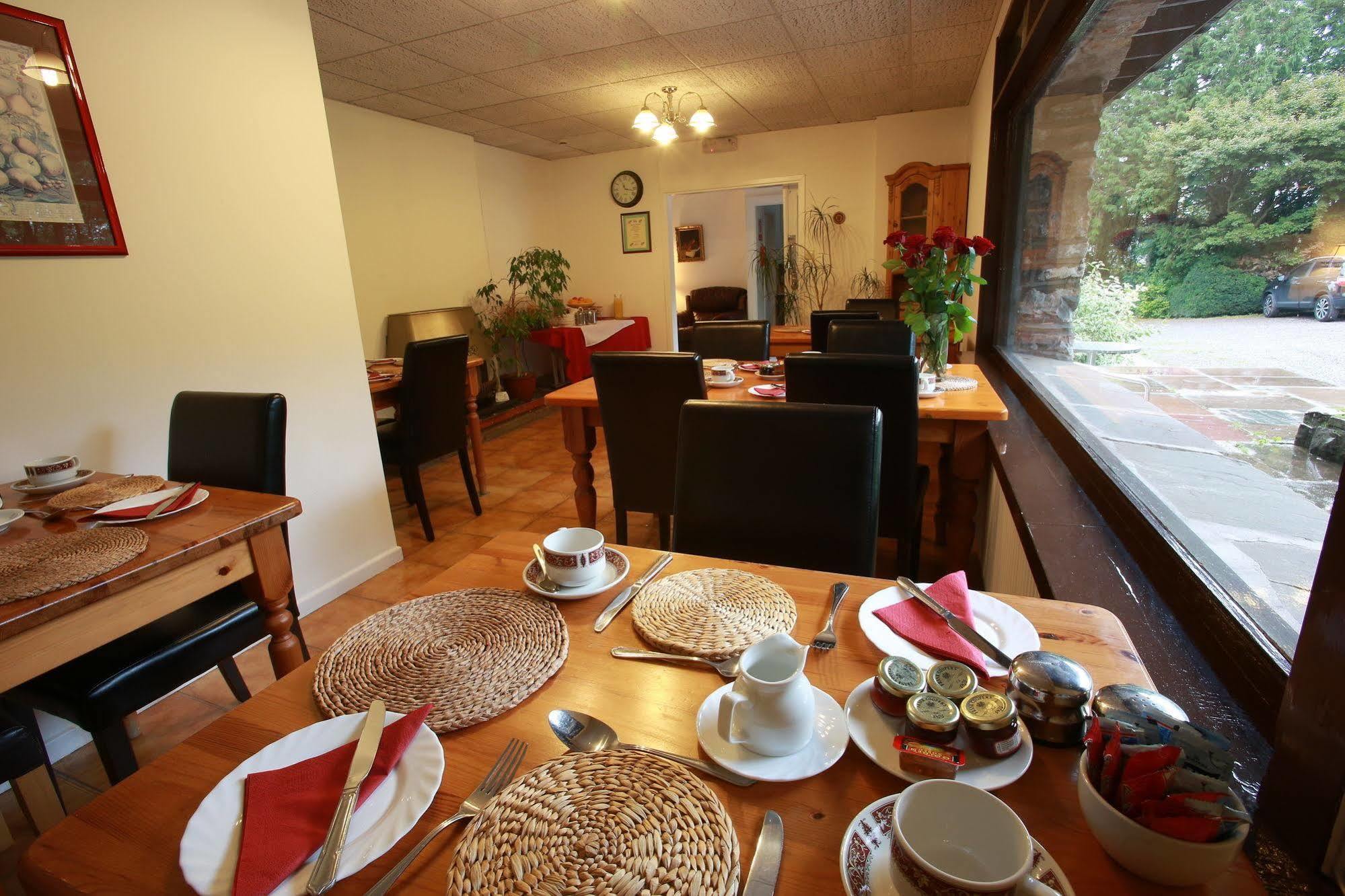 Ewenny Farm Guest House Bridgend Kültér fotó